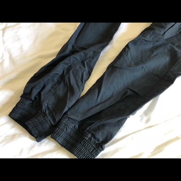 Men’s black nike sweatpants - Picture 3 of 3